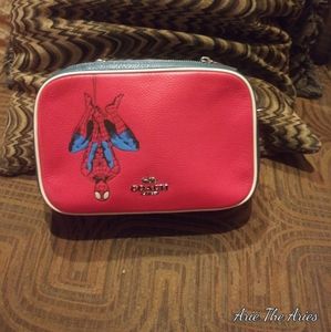 COACH: MARVEL SUPERHERO COLLECTION (SPIDER-MAN)